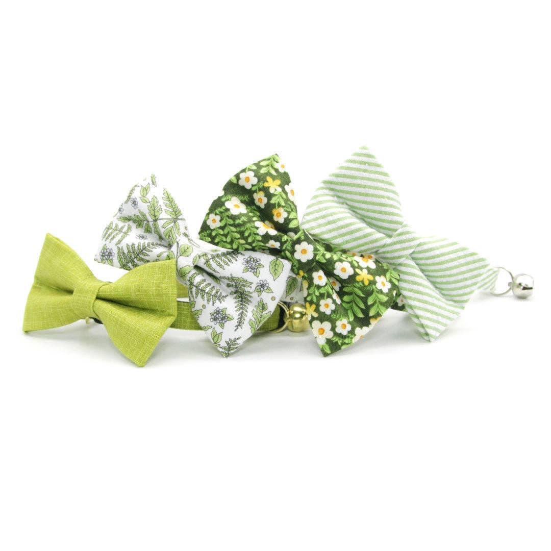 Made By Cleo - "Hazel" - Green Floral Cat Collar