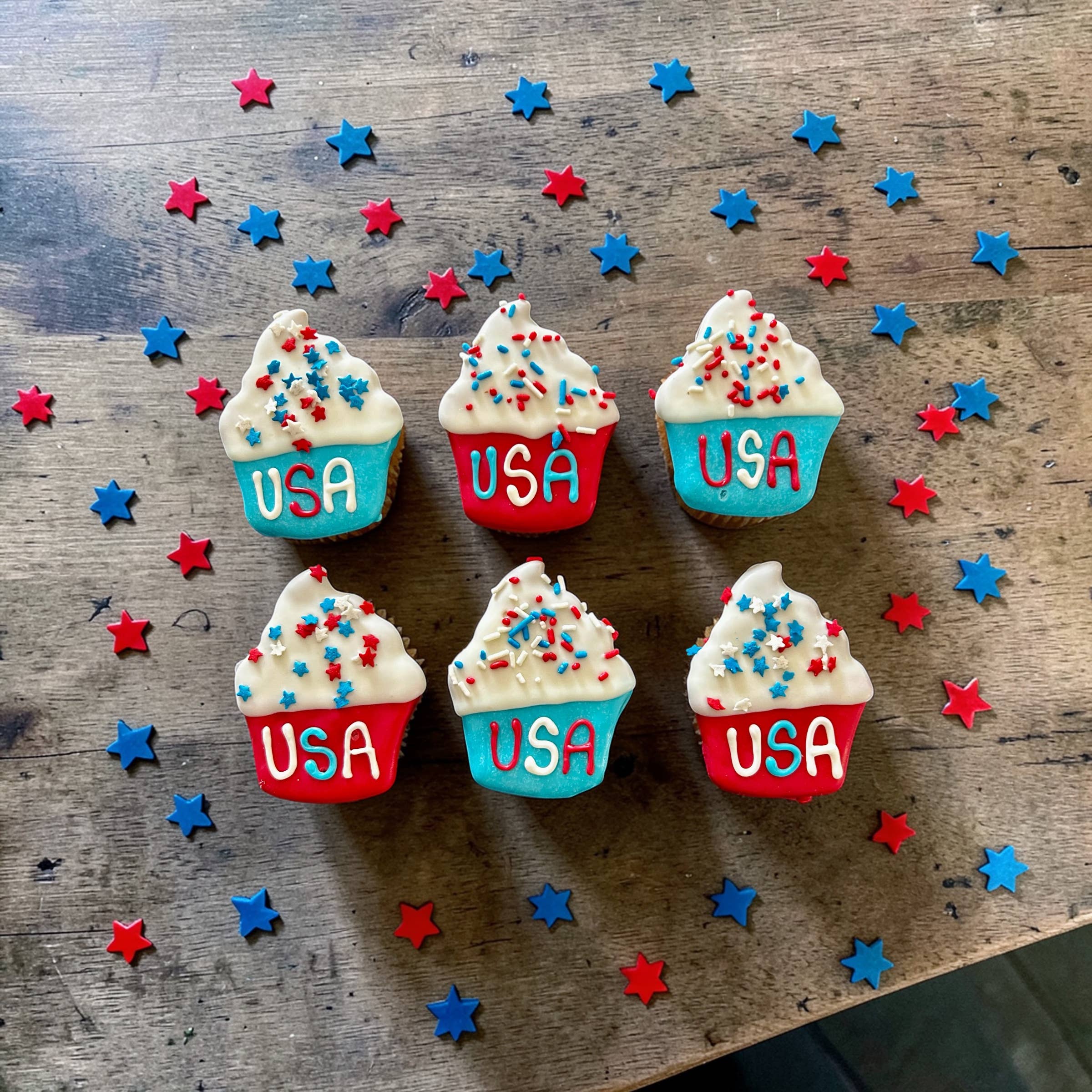 YumYum4DOGS USA Pupcake Bakery Dog Treats