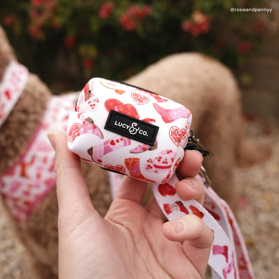 Lucy & Co. Howdy, Honey Poop Bag Holder