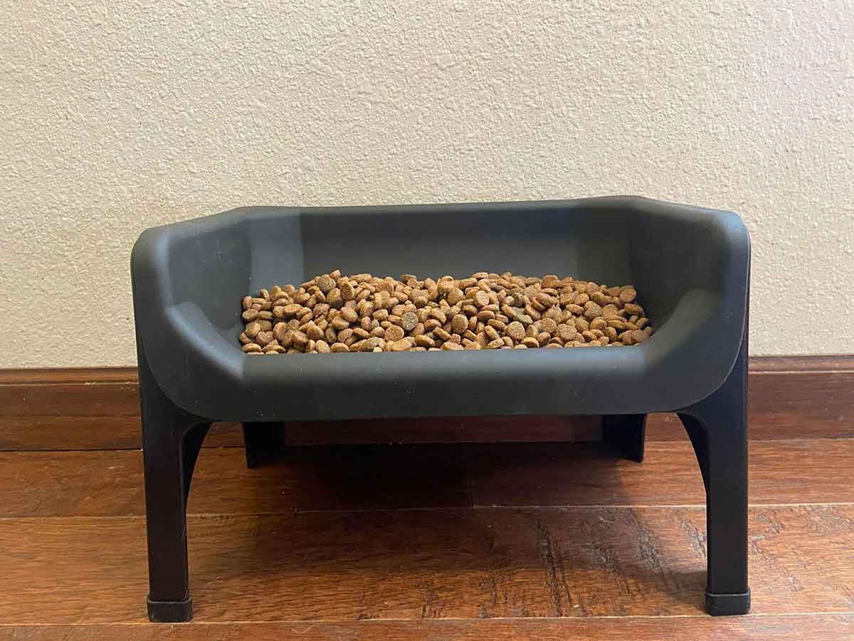 Fluff Trough XL Silicone Insert Set with 2 Lift Kits