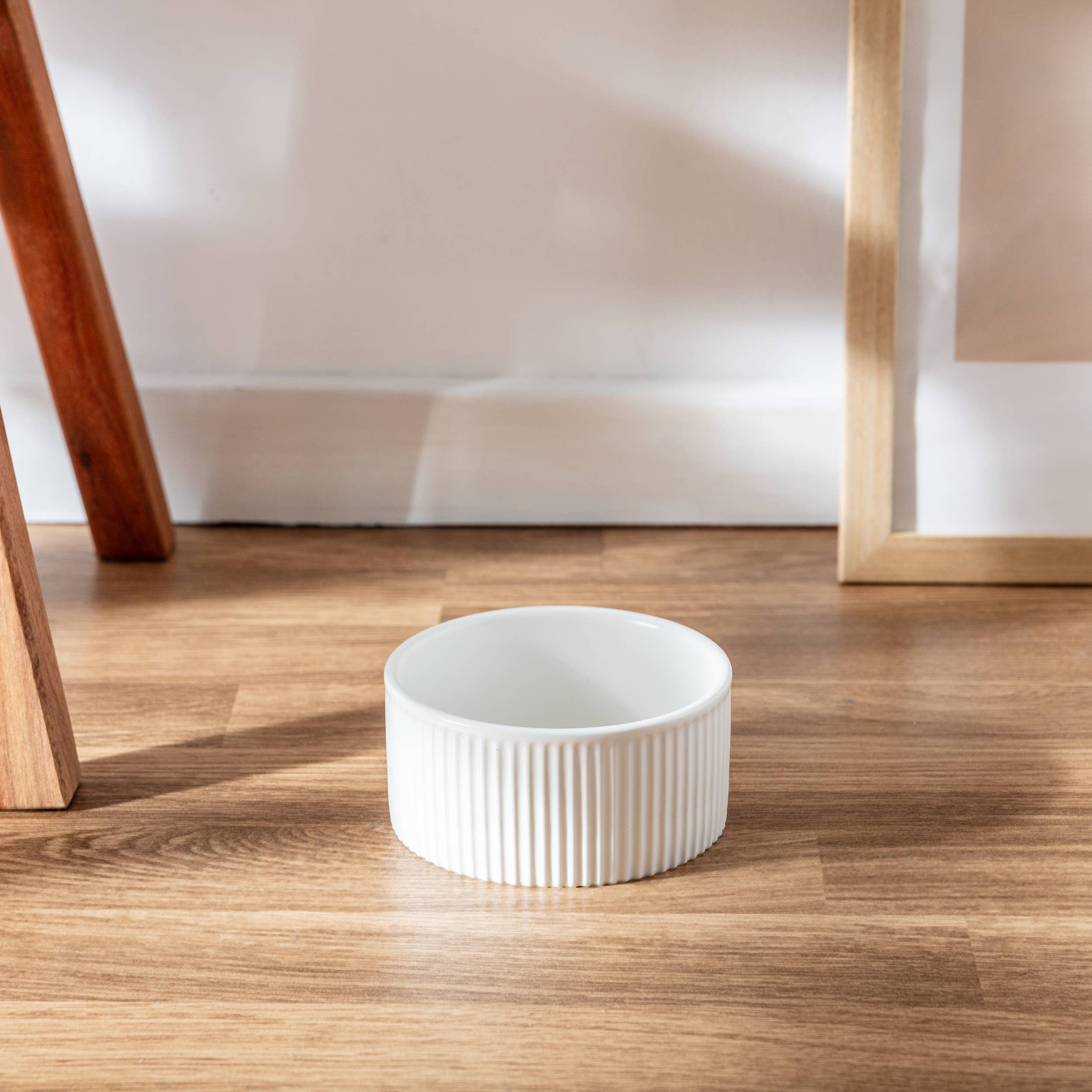 Park Life Designs JARDIN Ribbed Pet Bowl Collection with Modern Matte Exterior
