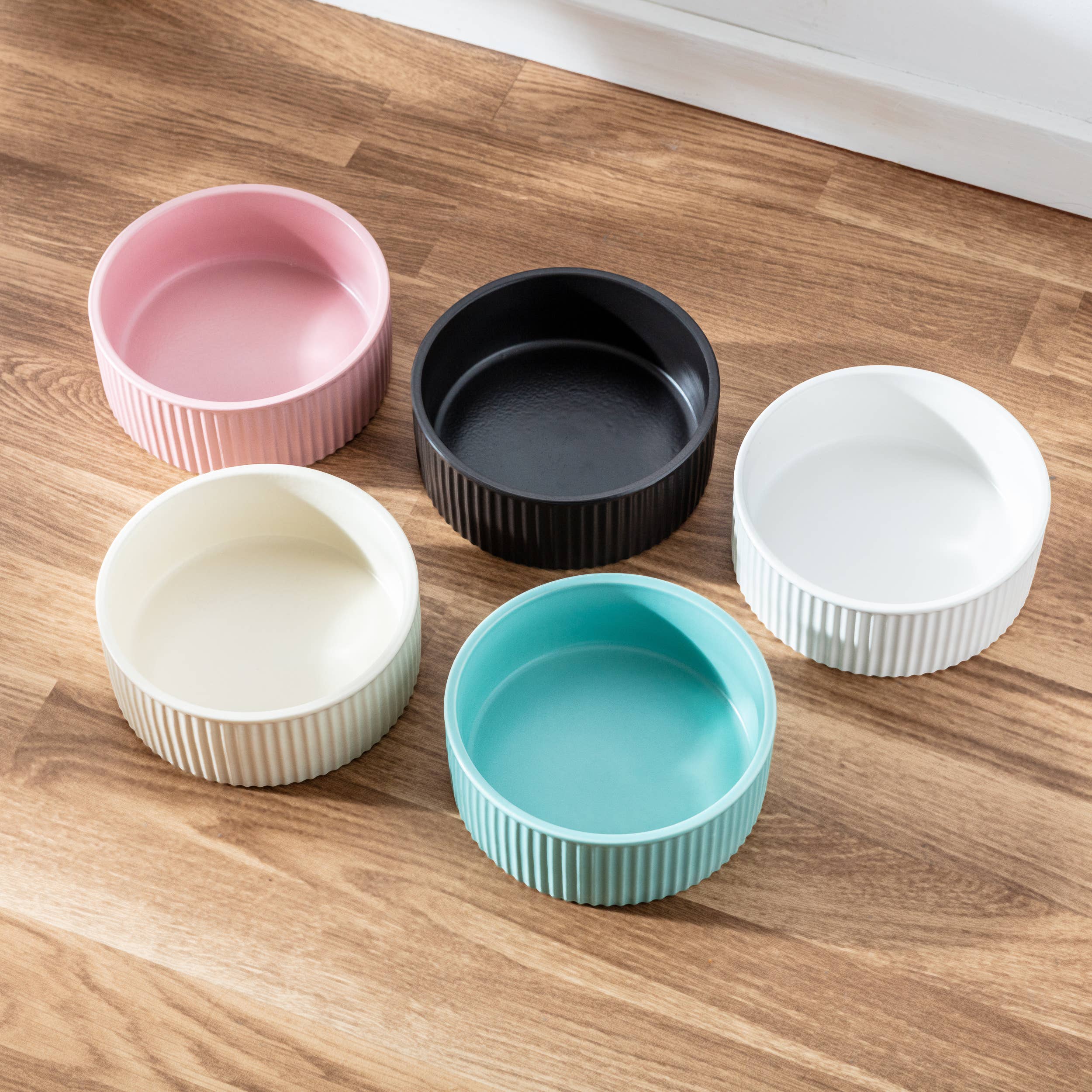 Park Life Designs JARDIN Ribbed Pet Bowl Collection with Modern Matte Exterior