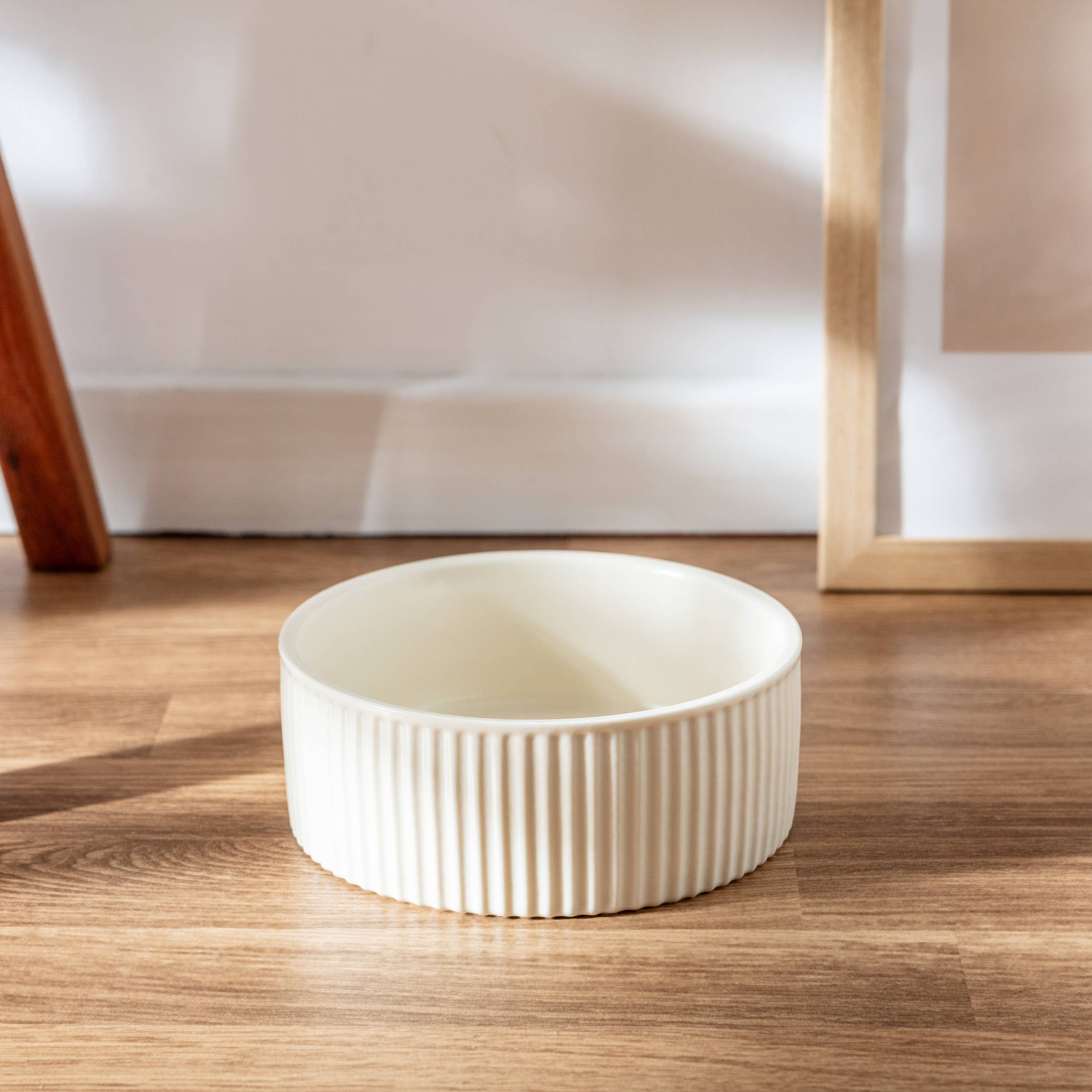 Park Life Designs JARDIN Ribbed Pet Bowl Collection with Modern Matte Exterior
