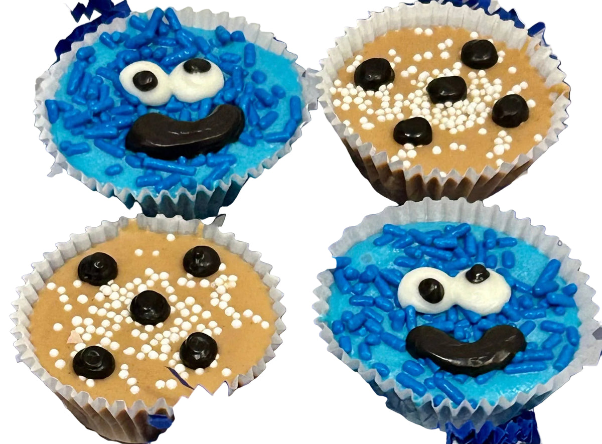 DELCO DOG CO. Cookie Monster Paw Cups Soft Bakery Dog Treat