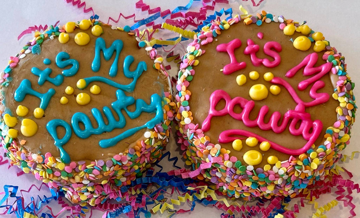 DELCO DOG CO. PB Let's Pawty Mini Confetti Doggie Cakes
