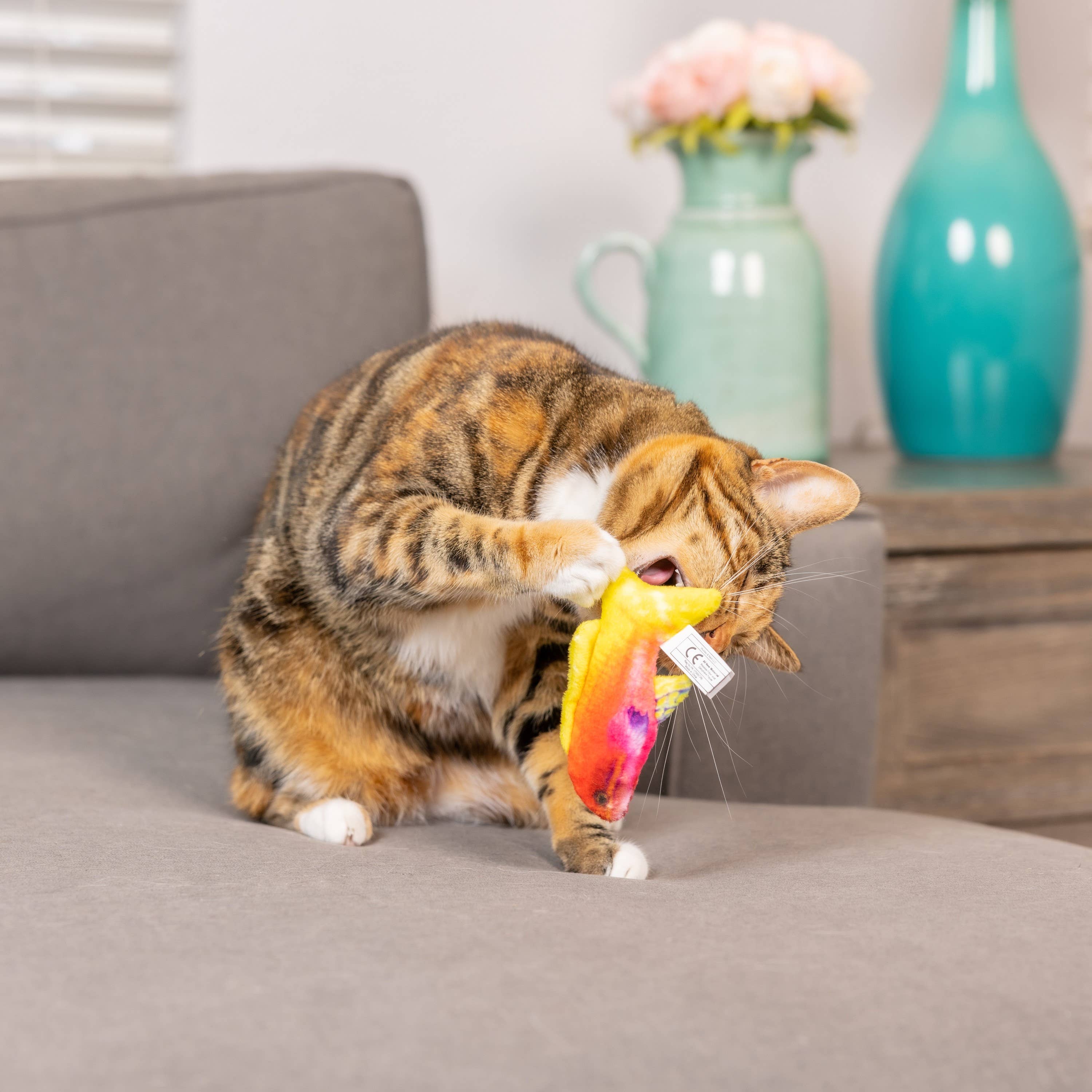 Huxley & Kent Rainbow Guppy Cat Toy