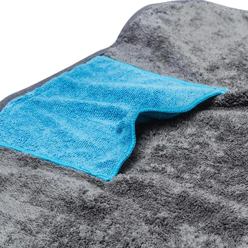 Messy Mutts Ultra Soft Towel with Hand Pockets Cool Grey