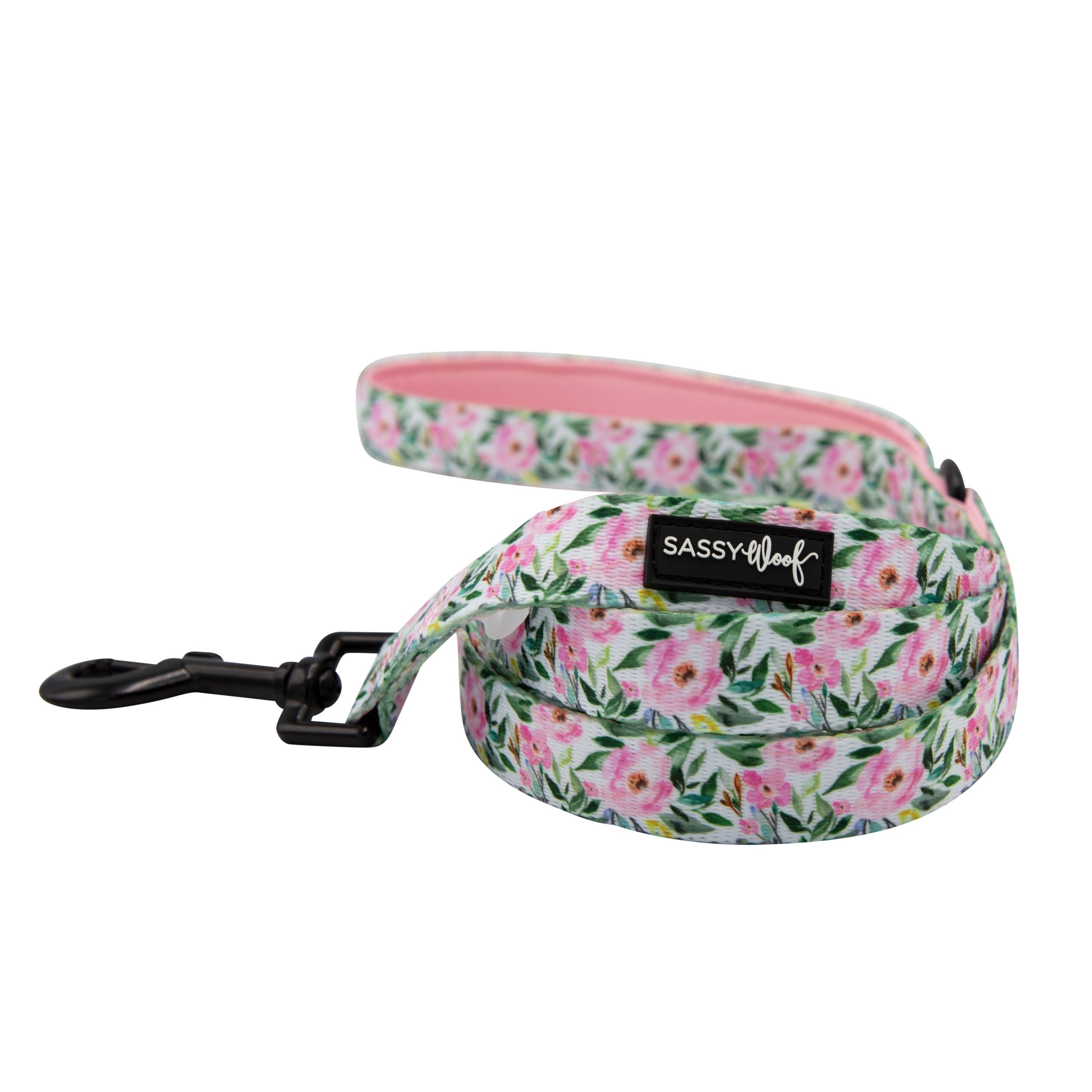 SASSY WOOF Magnolia Dog Leash