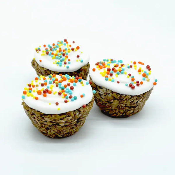 Furry Belly Bake Shop Fall Sprinkle Chewy Oat Cake Cup