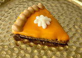 DELCO DOG CO. Pumpkin Pie Small Bakery Dog Treats
