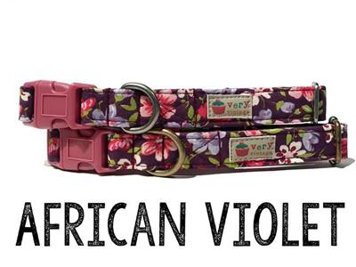 Very Vintage Designs African Violet Organic Cotton Collars & Leashes XS - 3/8" x 6-10" - Paw Naturals