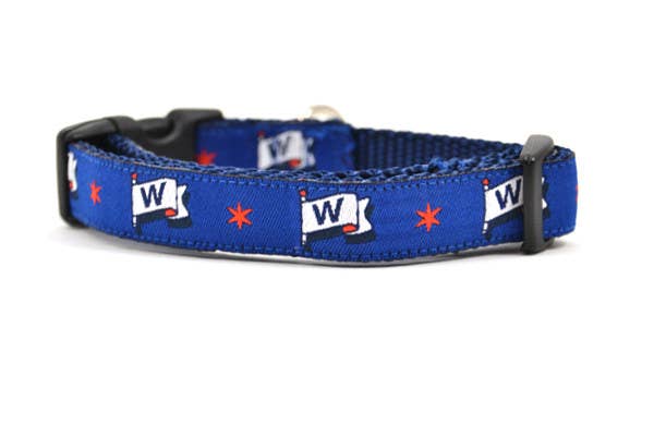 Six Point Pet Chicago Northside/Southside Collar & Leash in W Flag XS - Paw Naturals