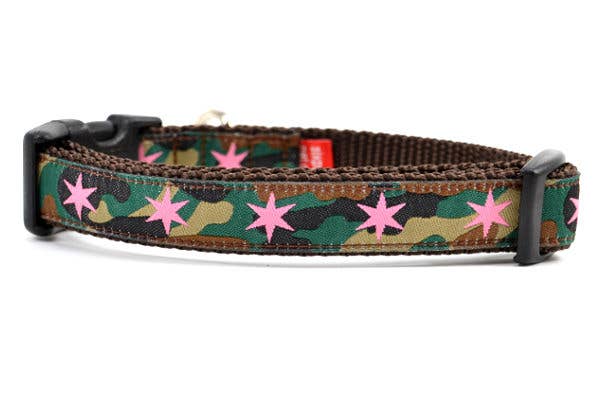 Six Point Pet Chicago Stars Collar & Leash in Camouflage Green with Pink Stars Large - Paw Naturals
