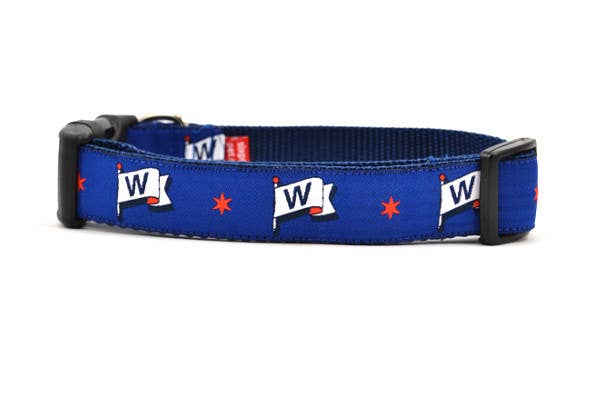 Six Point Pet Chicago Northside/Southside Collar & Leash in W Flag Medium - Paw Naturals