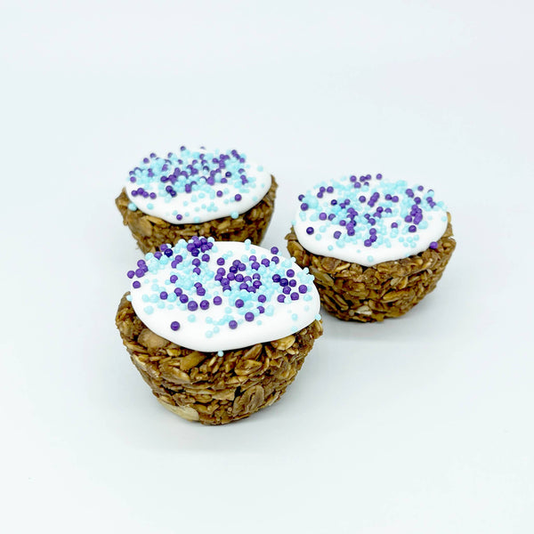 Furry Belly Bake Shop Winter Sprinkle Chewy Oat Cake Cup